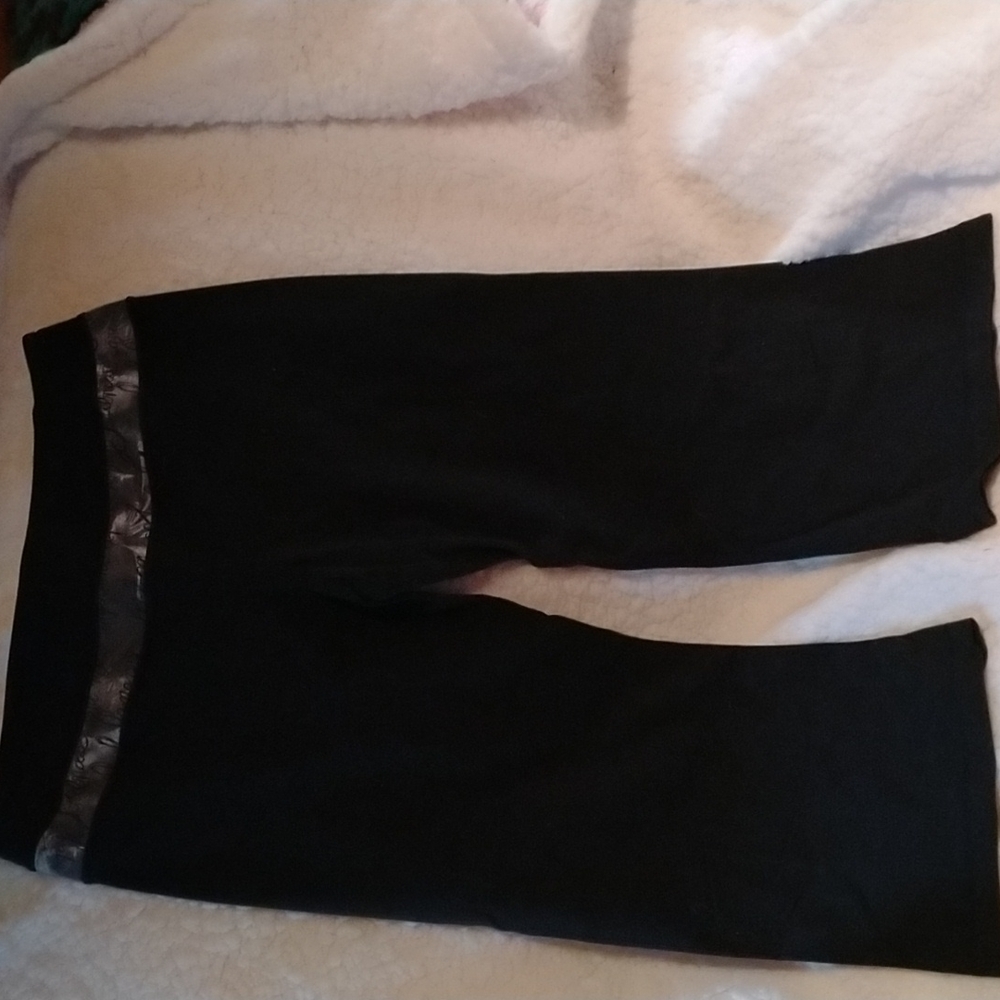 Lululemon capris